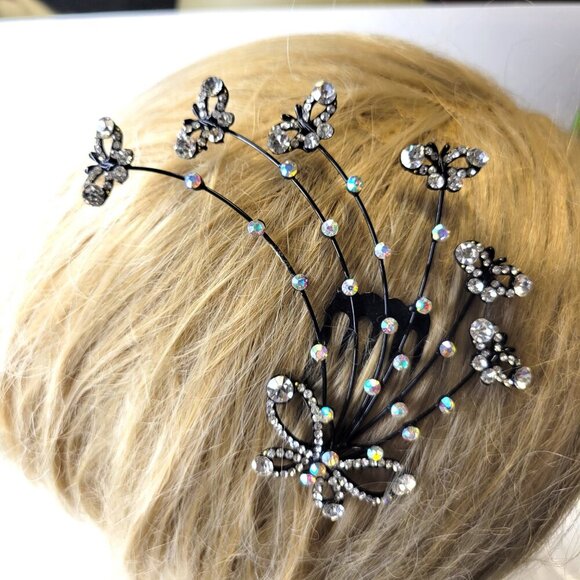 Crystal Studded Butterfly Hair Comb Wedding HairComb Bridal HairClip - Picture 3 of 10
